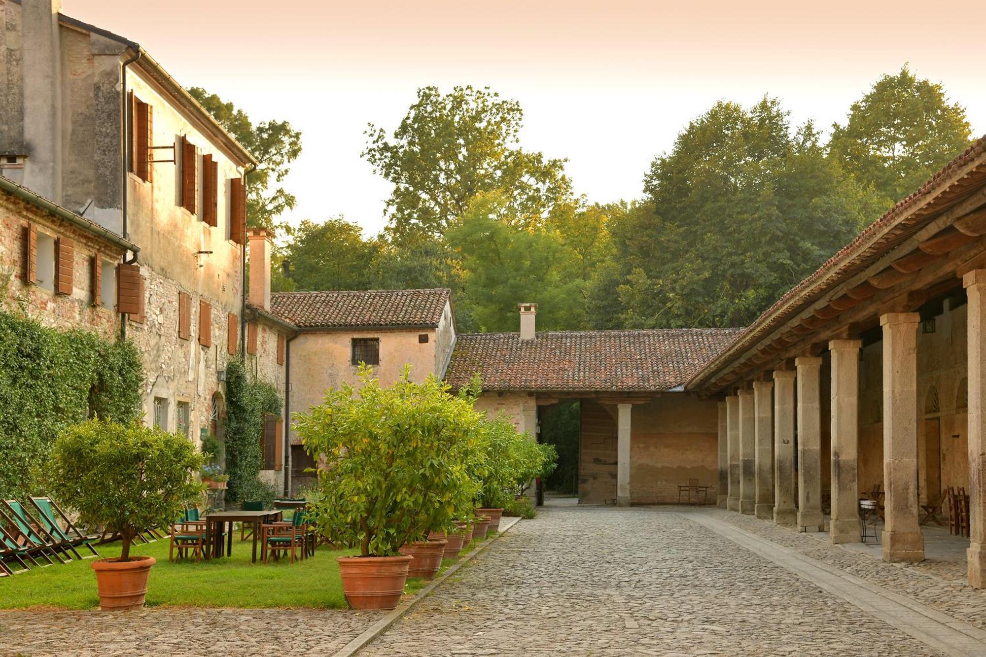 Frassanelle Aparthotel Rovolon Exterior photo